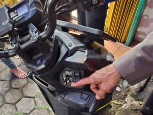 Kepergok Polisi, Maling di Bogor Kabur Tinggalkan Motor Hendak Dicuri Kepergok Polisi, Maling di Bogor Kabur Tinggalkan Motor Hendak Dicuri