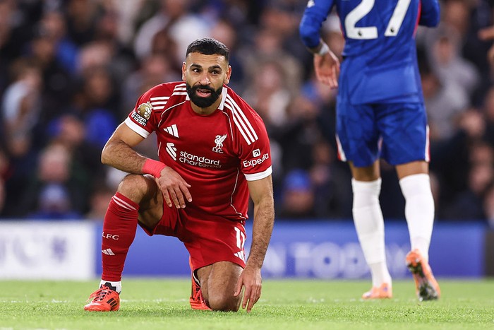 LONDON, ENGLAND - OCTOBER 4: Mohamed Salah of Liverpool during the Premier League match between Chelsea and Liverpool at Stamford Bridge on October 4, 2025 in London, England. (Photo by Jacques Feeney/Offside/Offside via Getty Images)
