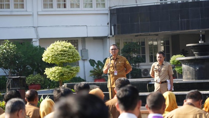 Sekda Kabupaten Bogor, Ajat Rochmat Jatnika