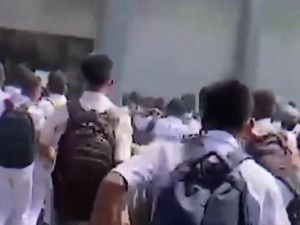 Siswa SMKN 3 Sibolga Demo soal Dugaan Korupsi Dana BOS, Disdik Cek Siswa SMKN 3 Sibolga Demo soal Dugaan Korupsi Dana BOS, Disdik Cek