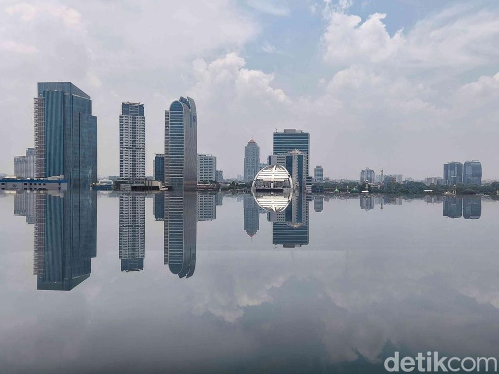 Udara Buruk Jakarta yang Tak Pernah Usai Udara Buruk Jakarta yang Tak Pernah Usai