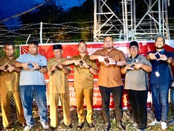 Andre Rosiade Resmikan Tower BTS Telkomsel di Desa Kampung Baru