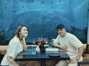 Potret Manis Amanda Manopo Saat Kulineran dan Ngopi Bareng Keluarga Potret Manis Amanda Manopo Saat Kulineran dan Ngopi Bareng Keluarga