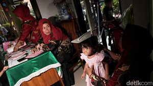 Balita Sehat, Ibu Bahagia! Intip Kegiatan Posyandu di Sunter Agung