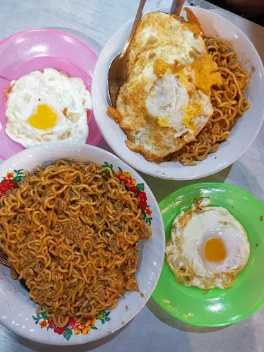 Fakta dan cara memasak Indomie Cak Su