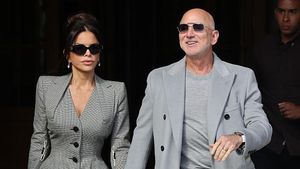 Momen Langka: Miliarder Jeff Bezos dan Istri Debut di Paris Fashion Week