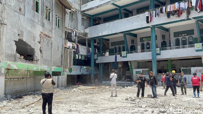 Tragedi Ponpes Al Khoziny, Ada Risiko Tersembunyi yang Harus Kita Tahu?