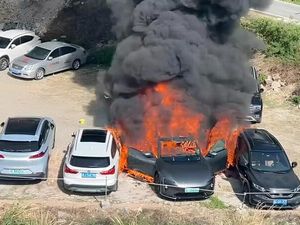 Waduh! Mobil Listrik Ini Terbakar Padahal Baru 1,5 Bulan-Jarak Tempuh 1.066 Km