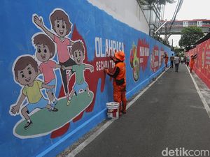 Mural Kampanye Hidup Sehat Warnai Gang di Pancoran Jaksel Mural Kampanye Hidup Sehat Warnai Gang di Pancoran Jaksel