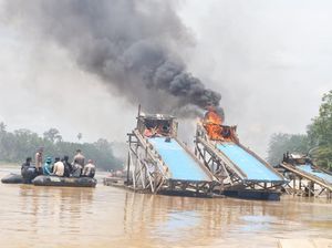 Polda Riau Ungkap Kronologi Mobil Polisi Diserang saat Tertibkan PETI di Kuansing Polda Riau Ungkap Kronologi Mobil Polisi Diserang saat Tertibkan PETI di Kuansing