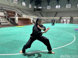 Pesilat Puspa Arumsari Incar Hattrick Emas pada SEA Games Kelima