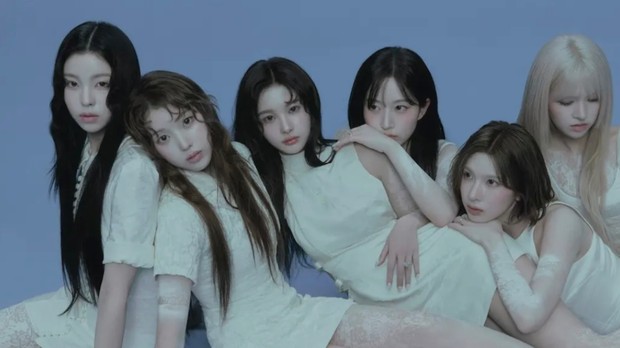 NMIXX tampil anggun nan sendu dalam foto konsep kedua album 'Blue Valentine'. Pesona harmonis mereka sukses memukau publik.