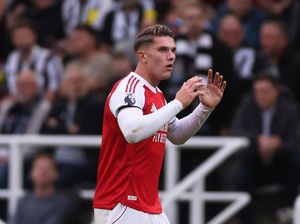 Gyokeres Sedang Mejan, Arteta Pasang Badan