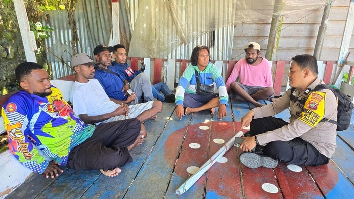 Polisi Aiptu Harmanto Jadi Problem Solver di Fakfak