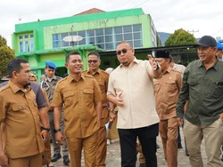 Andre Rosiade Bantu Hibah Tanah-Gaet Dana Kementerian untuk RSUD Arosuka