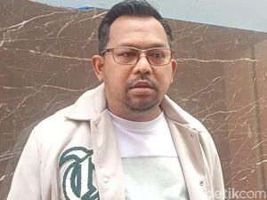 Dalam Proses Cerai, Bedu Berusaha Tanggung Jawab soal Materi Dalam Proses Cerai, Bedu Berusaha Tanggung Jawab soal Materi