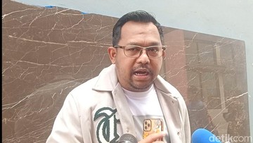 Penjelasan Bedu soal Dede Gak Pakai Head Guard Tinju Lawan Vicky Prasetyo