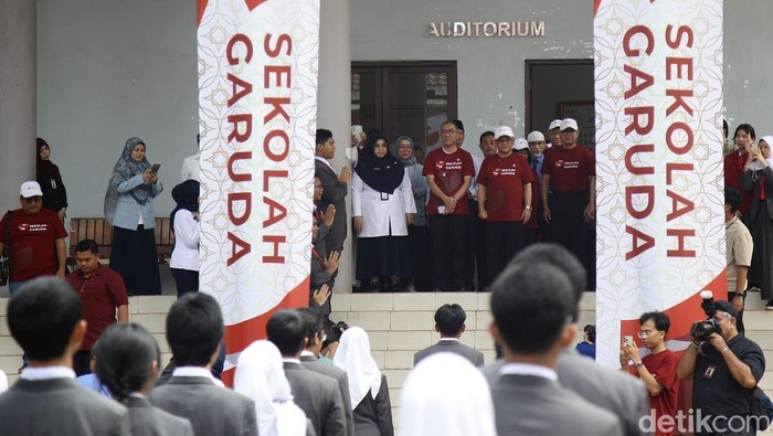 Sekolah Garuda, Bekal Ampuh untuk Siswa Lokal Bersaing di Panggung Global?