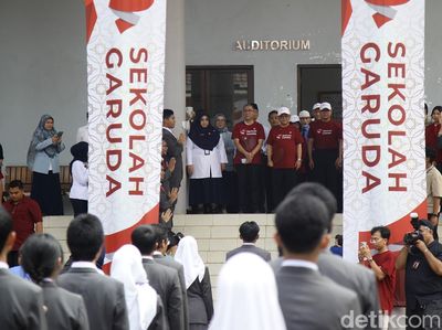 Mendiktisaintek dan Mendikdasmen Kenalkan Sekolah Garuda di Jakarta
