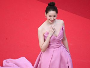 Deretan Bintang K-Pop Ini Diduga Pernah Jadi Korban Rasisme Barat Deretan Bintang K-Pop Ini Diduga Pernah Jadi Korban Rasisme Barat