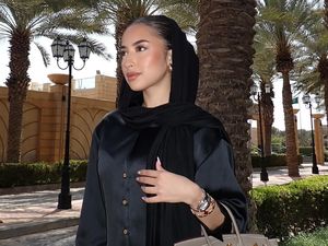 8 Foto Jennifer Coppen ke Arab Saudi Dukung Justin Hubner, Tampil Berkerudung