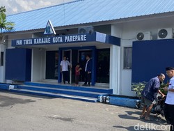 Warga di Parepare Kaget Tagihan Air PAM Tirta Karaje Membengkak Warga di Parepare Kaget Tagihan Air PAM Tirta Karaje Membengkak