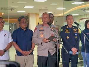 Kapolda Jatim Priharin 42 Ribu Ponpes Hanya 51 yang Kantongi IMB Kapolda Jatim Priharin 42 Ribu Ponpes Hanya 51 yang Kantongi IMB