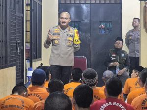 Kapolres Bekasi Ajak Ustaz Temu Napi, Bina Tahanan dari Dalam Rutan