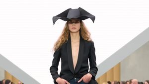 Foto: 10 Look Dior Spring-Summer 2026, Pembuktian Pertama Jonathan Anderson