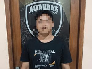 Pegawai Kontrak RSPTN Unram Gondol Tempat Tidur-Rekam Medis Pasien Pegawai Kontrak RSPTN Unram Gondol Tempat Tidur-Rekam Medis Pasien