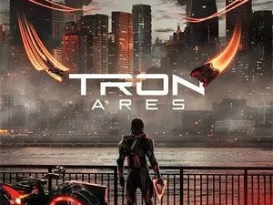 Video Dengerin Reaksi Mereka Nonton TRON: Ares Video Dengerin Reaksi Mereka Nonton TRON: Ares