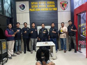 Pelaku Pungli yang Resahkan Sopir Truk di OKU Timur Diringkus Polisi Pelaku Pungli yang Resahkan Sopir Truk di OKU Timur Diringkus Polisi