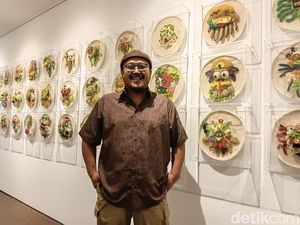 Cerita Awal Mula Mulyana Mang Moel Ngerajut hingga Diundang ke Mancanegara Cerita Awal Mula Mulyana Mang Moel Ngerajut hingga Diundang ke Mancanegara