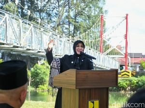 Jembatan Gantung Diresmikan, Akses ke Masjid Keuchik Leumik Makin Mudah Jembatan Gantung Diresmikan, Akses ke Masjid Keuchik Leumik Makin Mudah