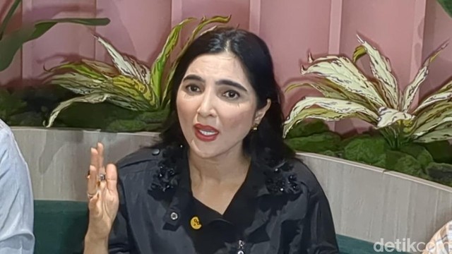 Highlight Dunia Hiburan InsertLive : Bantah Intimidasi Eks Karyawan, Ashanty: Saya Tidak Mungkin Lakukan Hal Keji Itu