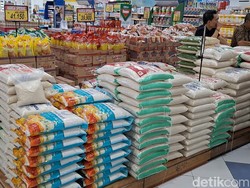 Belasan Merek Beras Lokal di Mataram Mendadak Hilang Sejak Penetapan HET