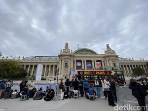 Foto: Melihat dan Merasakan Euforia Paris Fashion Week Lebih Dekat