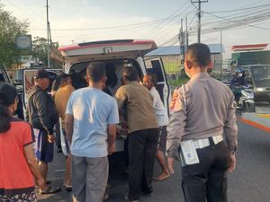 Pemotor Tewas Terserempet Truk Tronton di Tabanan Pemotor Tewas Terserempet Truk Tronton di Tabanan