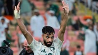 Arab Saudi menyamakan kedudukan di menit ke-17 via gol Saleh Abu Alshamat. Foto: REUTERS/Stringer