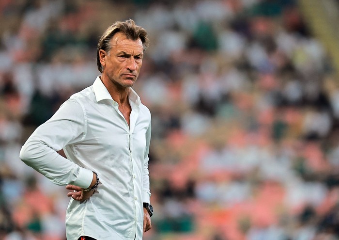 Soccer Football - FIFA World Cup - AFC Qualifiers - Group B - Indonesia v Saudi Arabia - King Abdullah Sports City, Jeddah, Saudi Arabia - October 8, 2025 Saudi Arabia coach Herve Renard REUTERS/Stringer