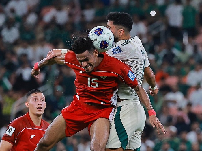 Soccer Football - FIFA World Cup - AFC Qualifiers - Group B - Indonesia v Saudi Arabia - King Abdullah Sports City, Jeddah, Saudi Arabia - October 8, 2025 Indonesia's Ricky Kambuaya in action REUTERS/Stringer