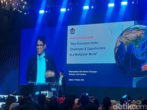 Sebulan Jadi Menkeu, Purbaya Tunjuk ke Atas: IHSG Naik Kencang! Sebulan Jadi Menkeu, Purbaya Tunjuk ke Atas: IHSG Naik Kencang!