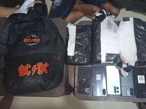 Polisi Gagalkan Penyelundupan 3 Kg Sabu di Bandara Palu, 3 Pelaku Ditangkap Polisi Gagalkan Penyelundupan 3 Kg Sabu di Bandara Palu, 3 Pelaku Ditangkap
