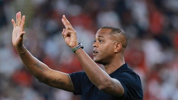 Rumor Patrick Kluivert Jadi Asisten Xavi di Timnas Belanda Makin Panas