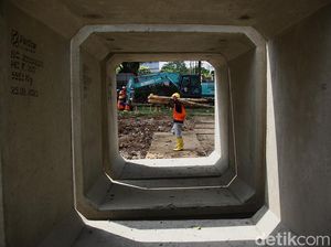 Proyek Taman Bendera Pusaka di Jaksel Terus Dikebut Proyek Taman Bendera Pusaka di Jaksel Terus Dikebut