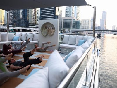 Sensasi Pilates di Kapal Pesiar Dubai