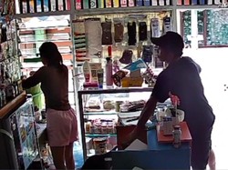 Pura-pura Belanja, Pria Ini Curi iPhone Penjaga Warung di Jaksel