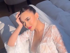 7 Pesona Amanda Manopo Kenakan Bridal Robe Menerawang, Cantik nan Seksi 7 Pesona Amanda Manopo Kenakan Bridal Robe Menerawang, Cantik nan Seksi