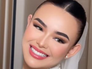 SAH! Anggunnya Amanda Manopo dalam Gaun Pengantin Putih Menyapu Lantai SAH! Anggunnya Amanda Manopo dalam Gaun Pengantin Putih Menyapu Lantai