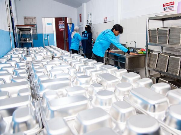 Bandung Hadirkan SPPG Baru, 2.400 Paket Makan Bergizi Siap untuk Anak Sekolah